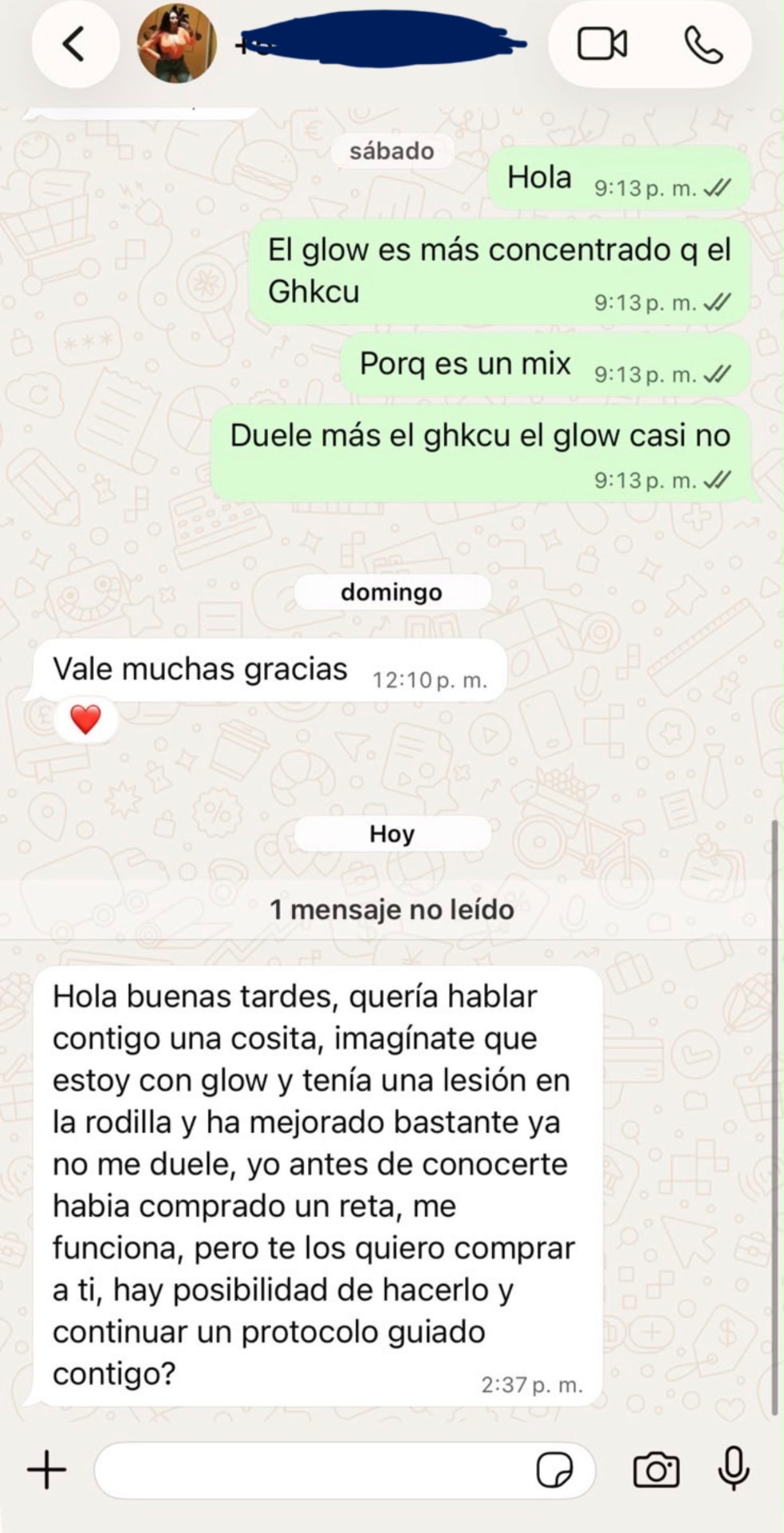 Clienta reporta mejoría en lesión de rodilla con GLOW